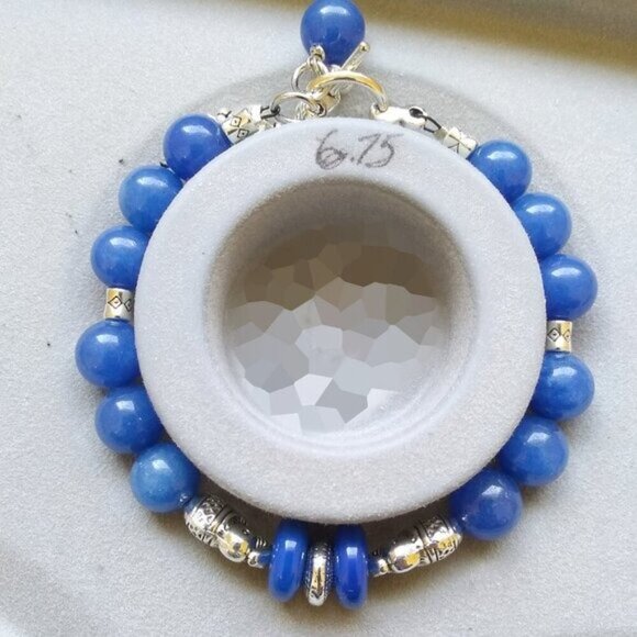 6.75" Blue & Silver Elephant Bracelet - Blue Jade Beads - Toggle Clasp - Picture 5 of 6